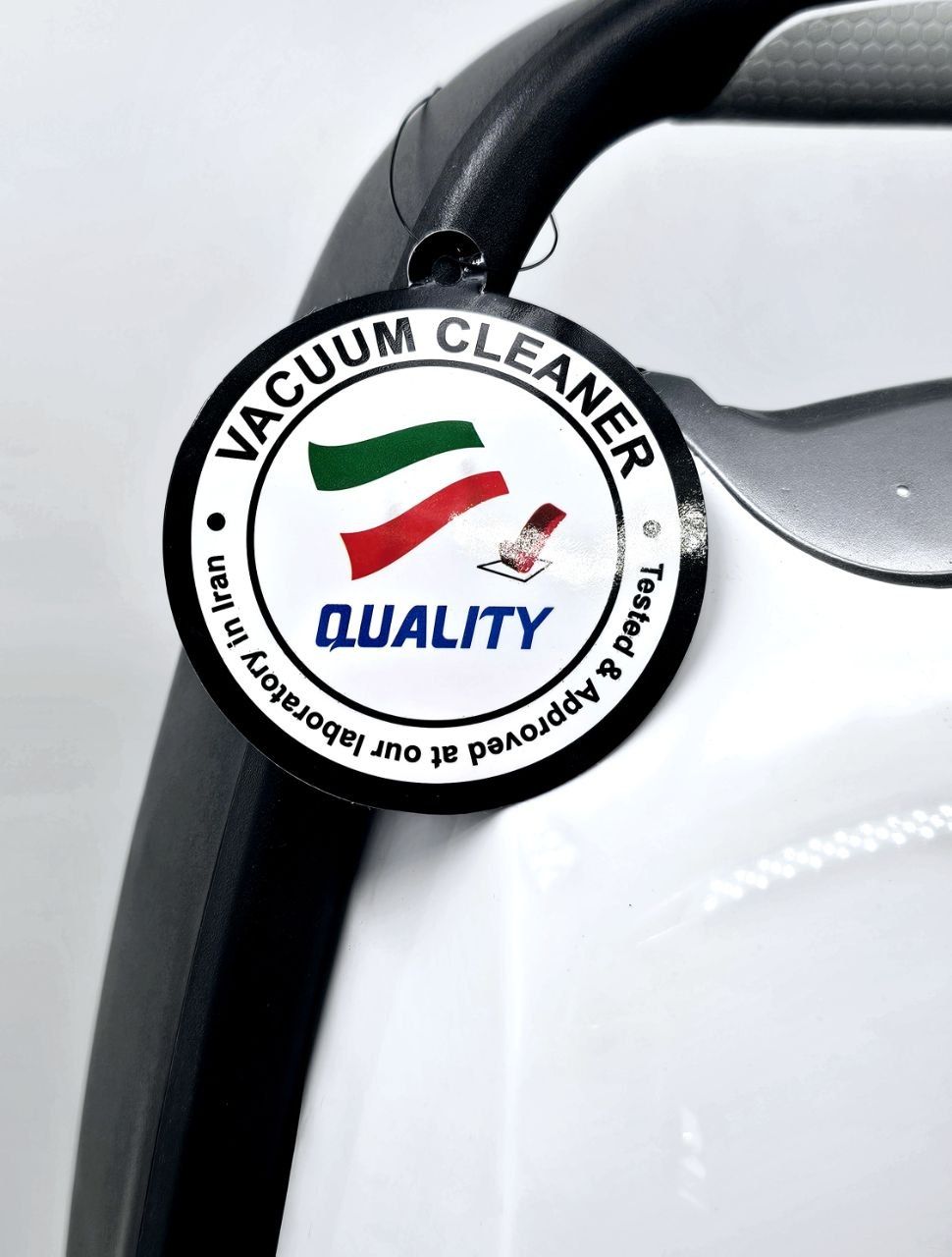 جاروبرقی آنالوگ نیاک مدل DVC602